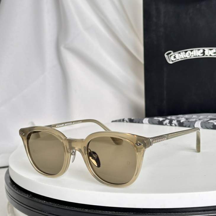 Picture of Chrome Hearts Sunglasses _SKUfw74808884fw